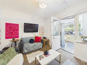 Photo 14- click for photo gallery